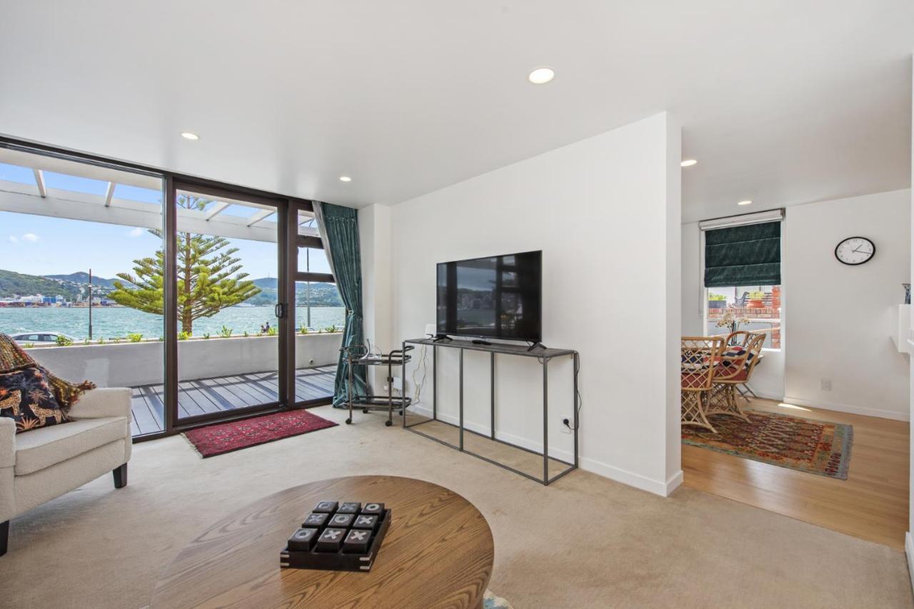 Bay Suites - 328 Oriental Parade ウェリントン エクステリア 写真