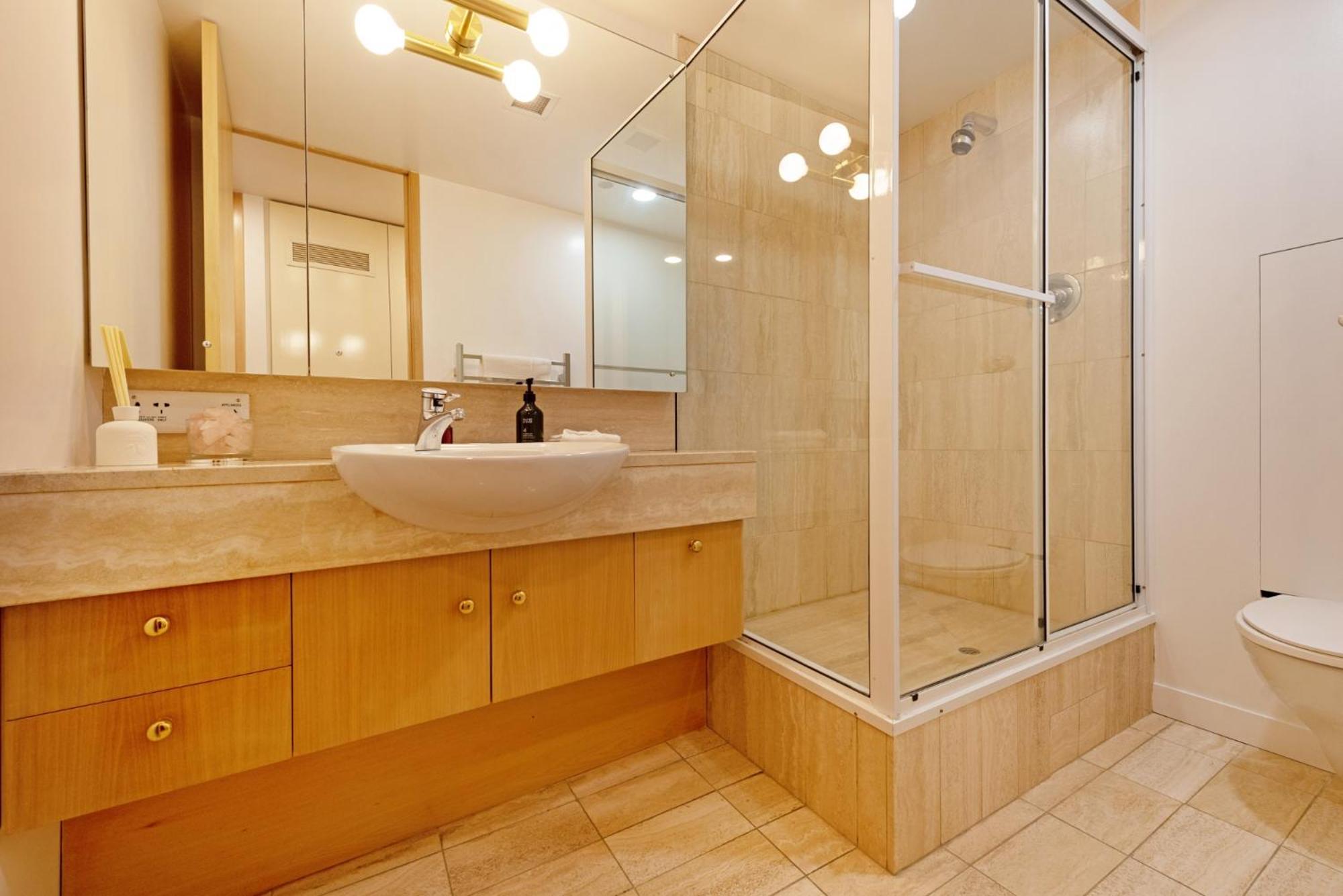 Bay Suites - 328 Oriental Parade ウェリントン エクステリア 写真