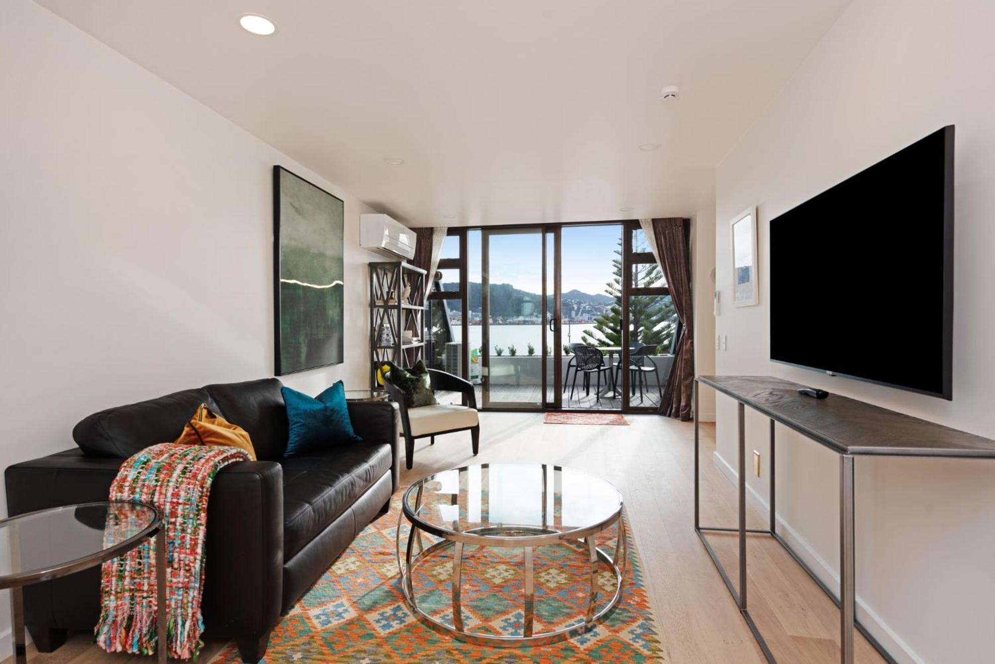 Bay Suites - 328 Oriental Parade ウェリントン エクステリア 写真